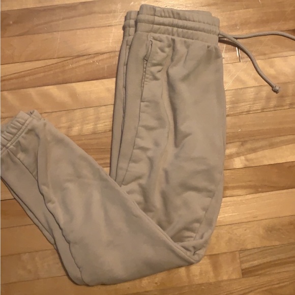 Jogging! - Picture 1 of 2